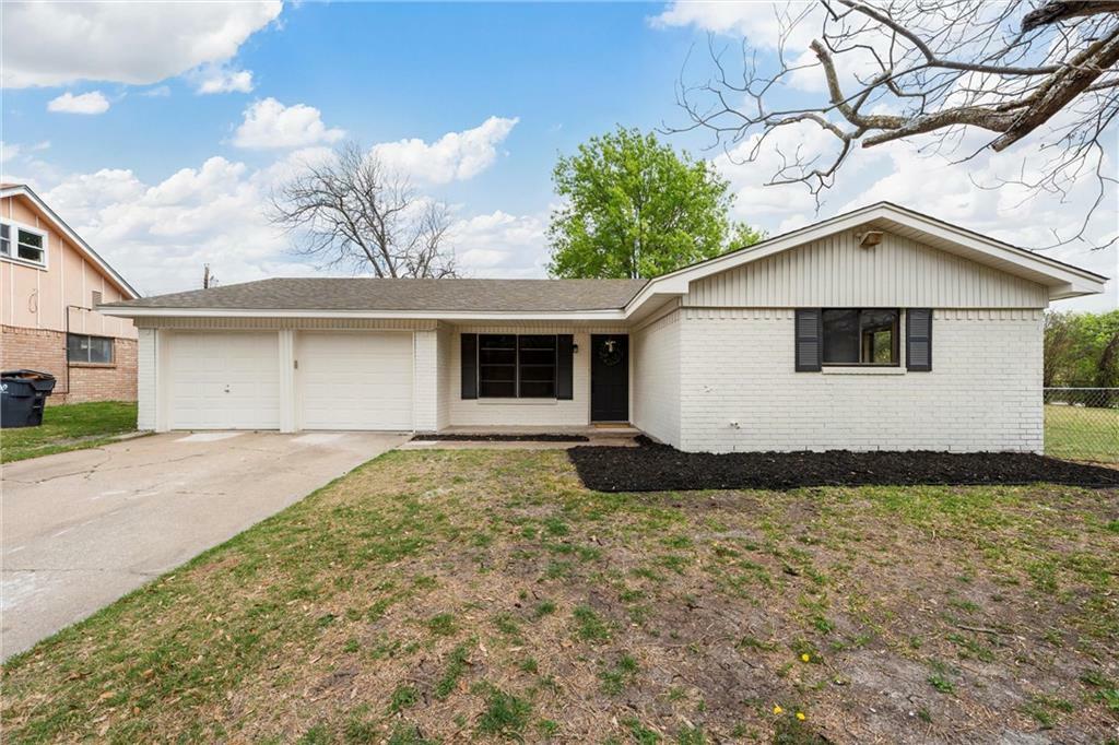 Property Photo: 3705 Manor Drive TX 76706