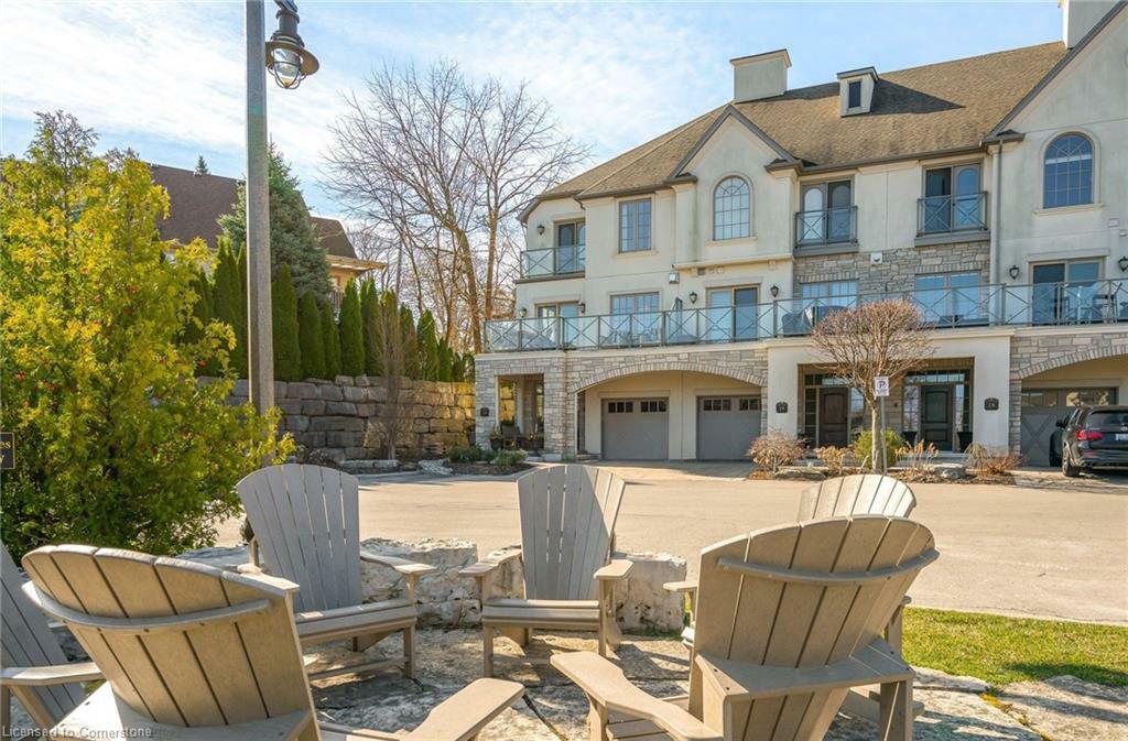 Property Photo: 19 Lake Street 20 ON L3M 0C3