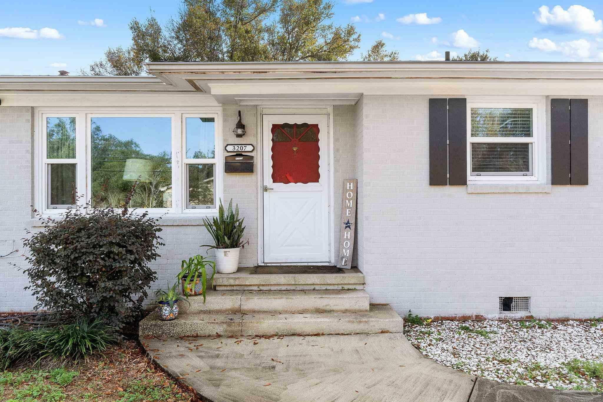 3207 E Mallory St  Pensacola FL 32503 photo