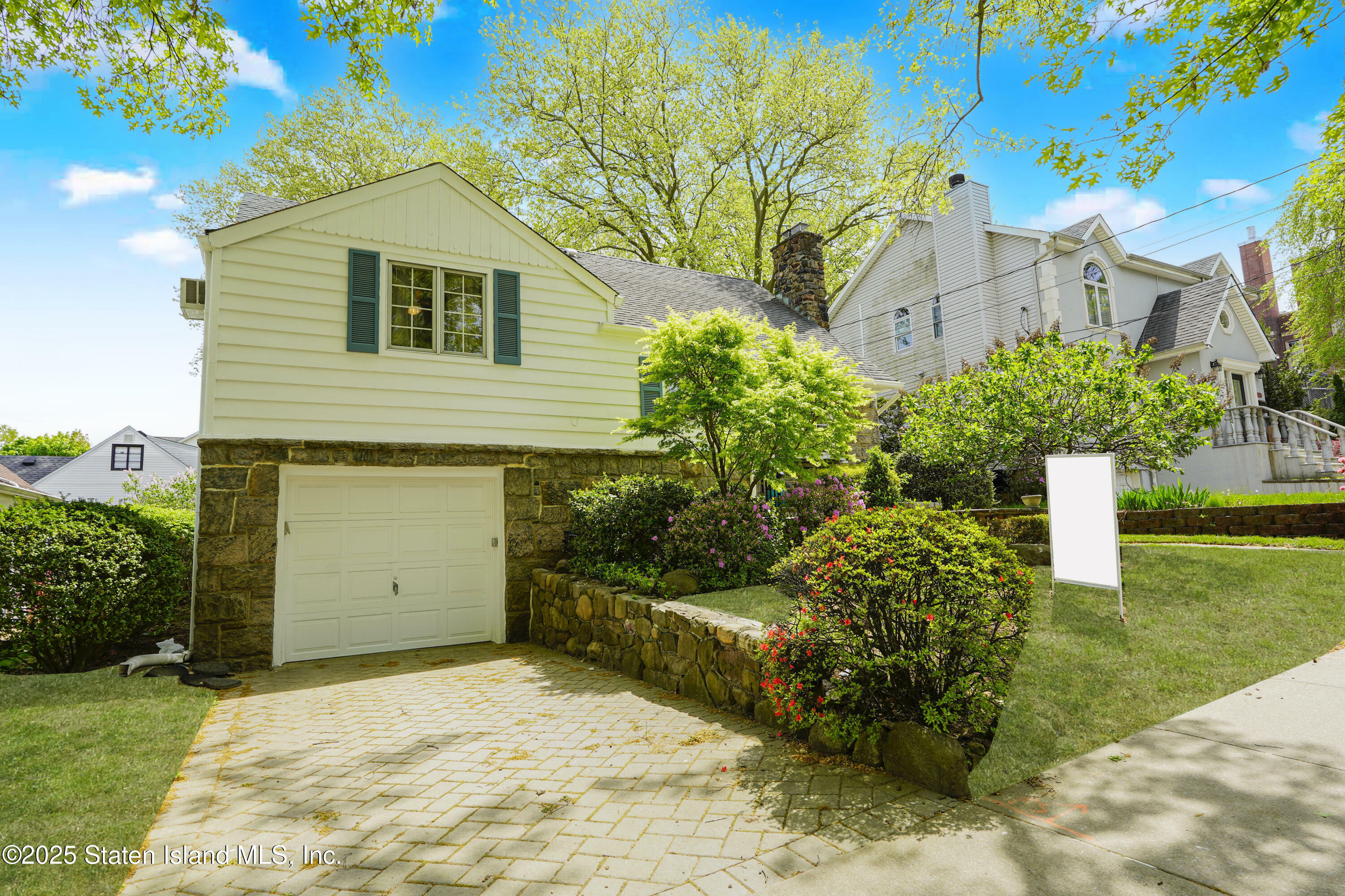 Property Photo: 249 Slosson Avenue NY 10314