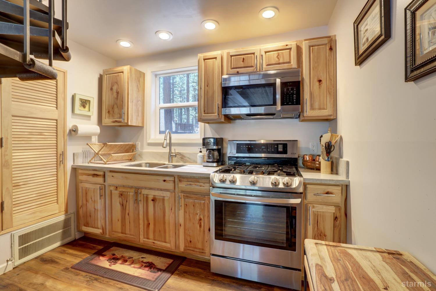 Property Photo: 1462 Chinquapin Drive CA 96150
