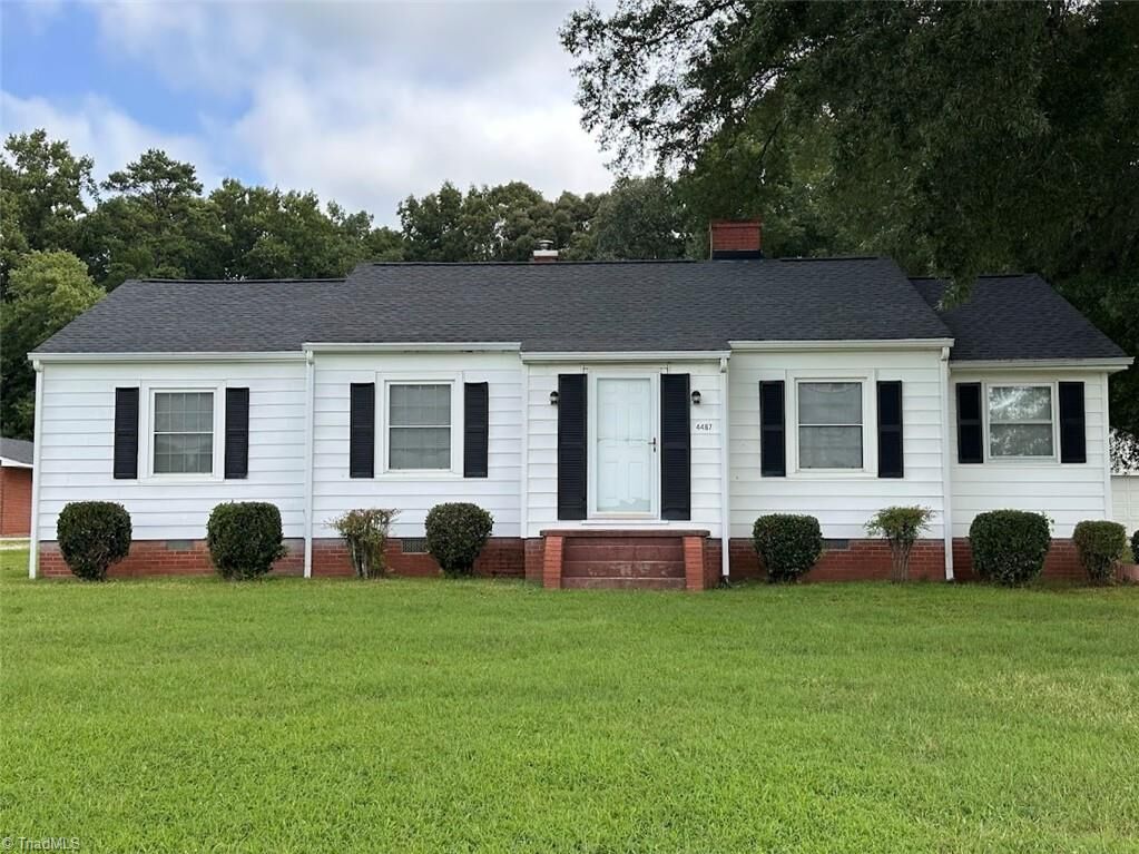 Property Photo:  4487 Old Hollow Road  NC 27284 