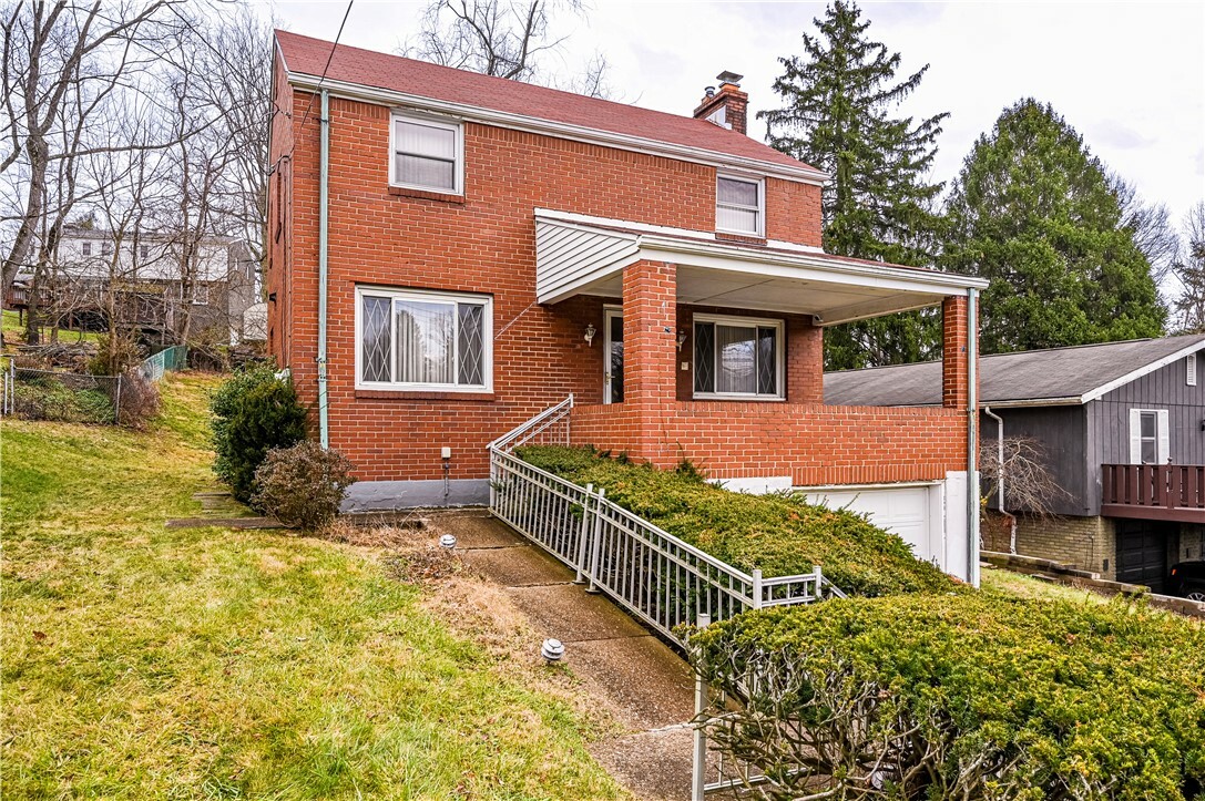 Property Photo: 224 Churchill Rd PA 15145