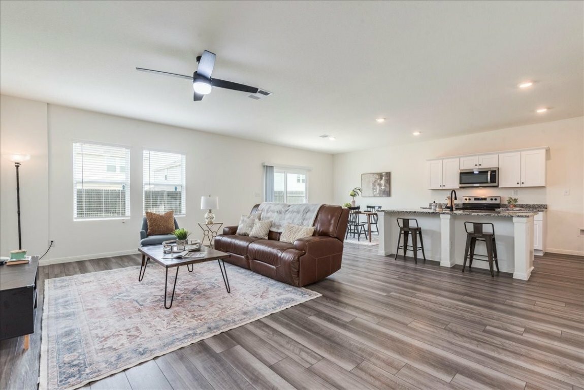 Property Photo: 196 Thistle Lane TX 78656