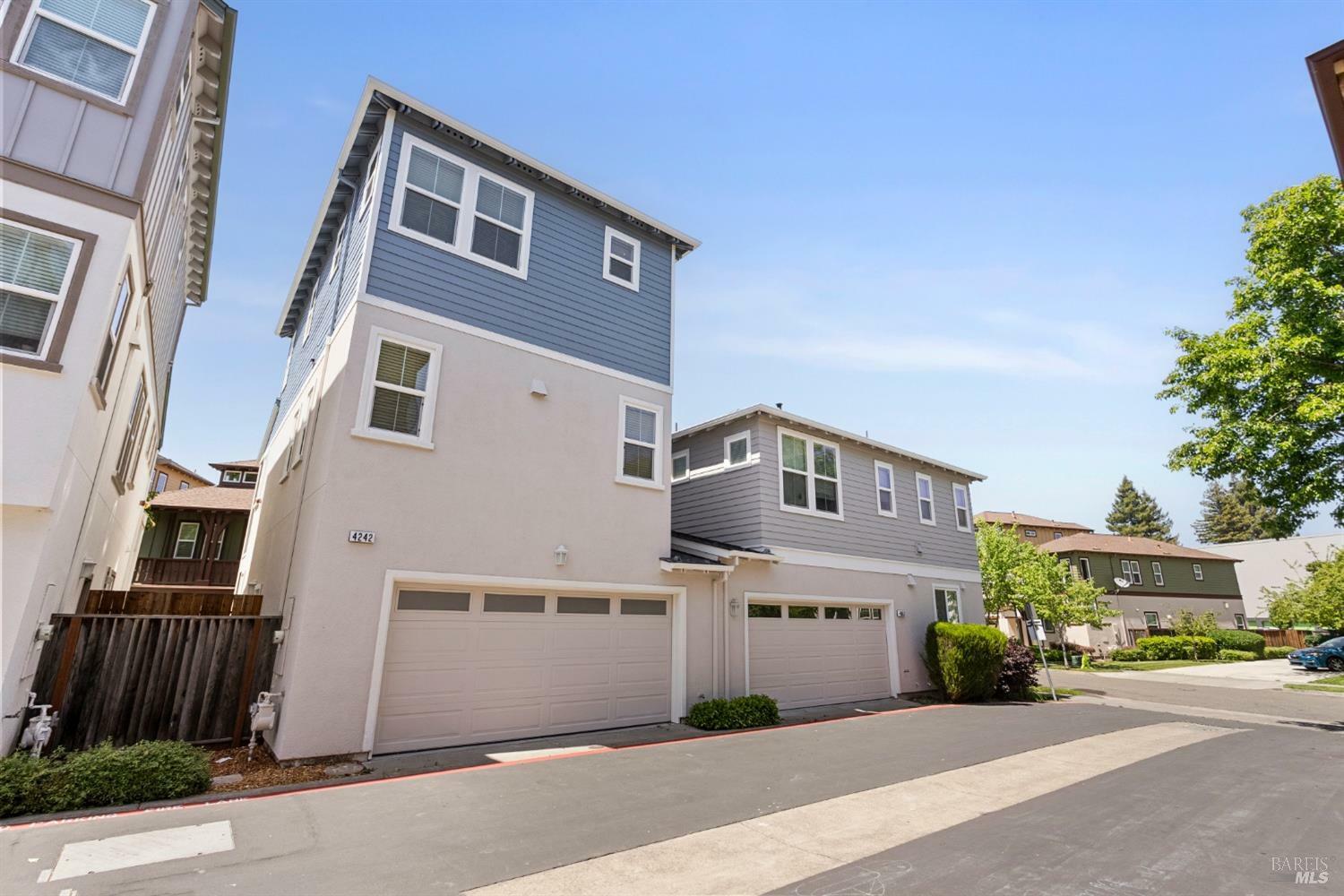 Property Photo: 4242 Streamside Drive CA 95409
