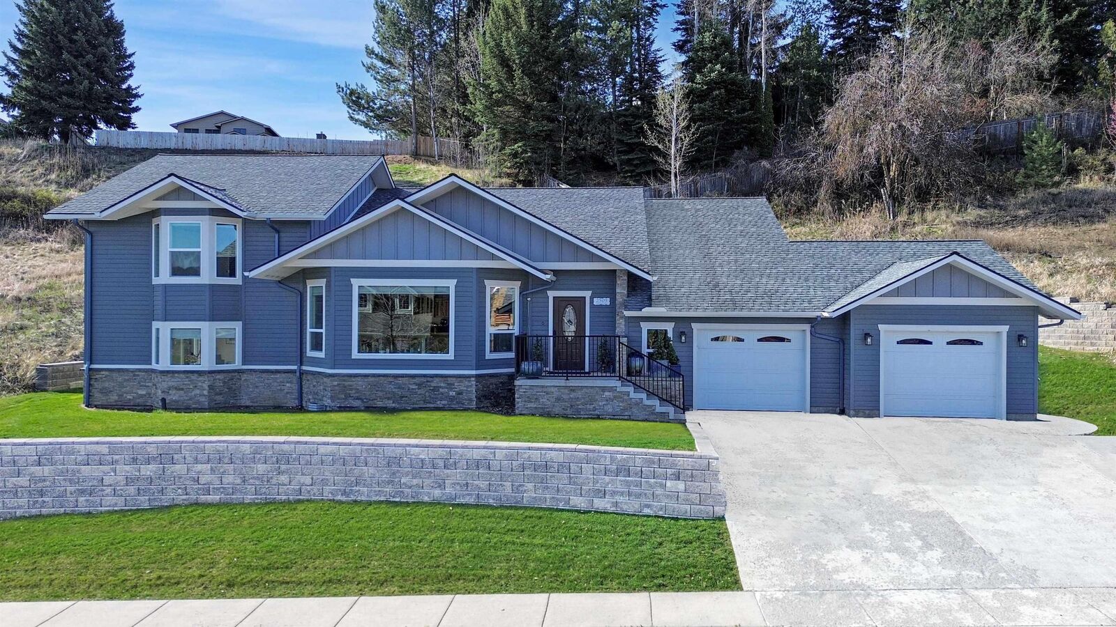 Property Photo:  2509 Castleford  ID 83843 