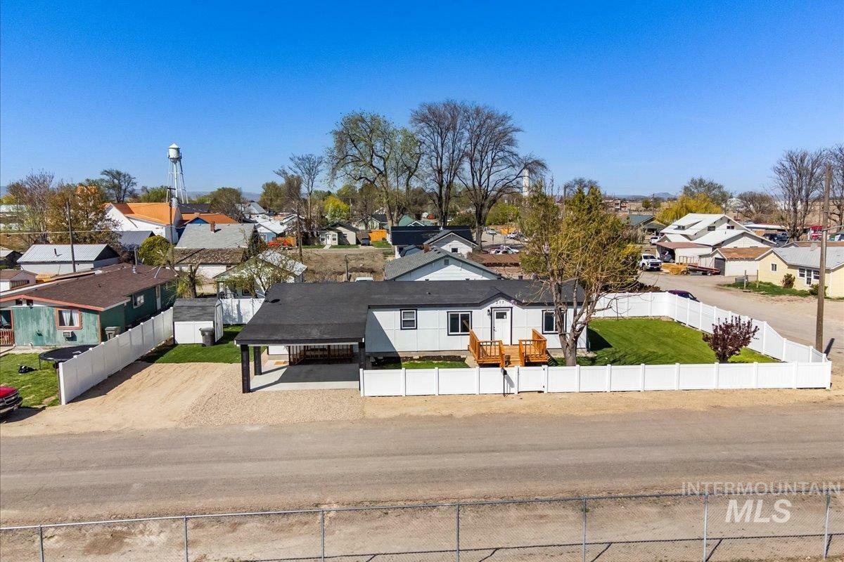 Property Photo: 317 1st Street ID 83676