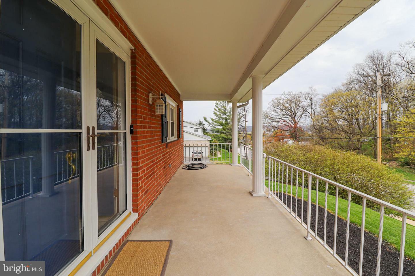 Property Photo: 680 Cortleigh Drive PA 17402
