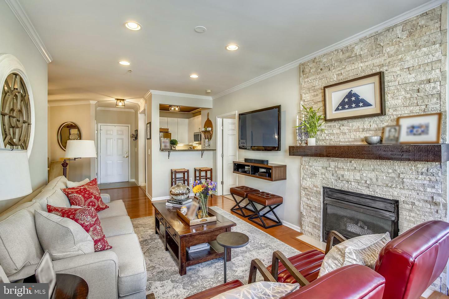 4951 Brenman Park Drive 216  Alexandria VA 22304 photo