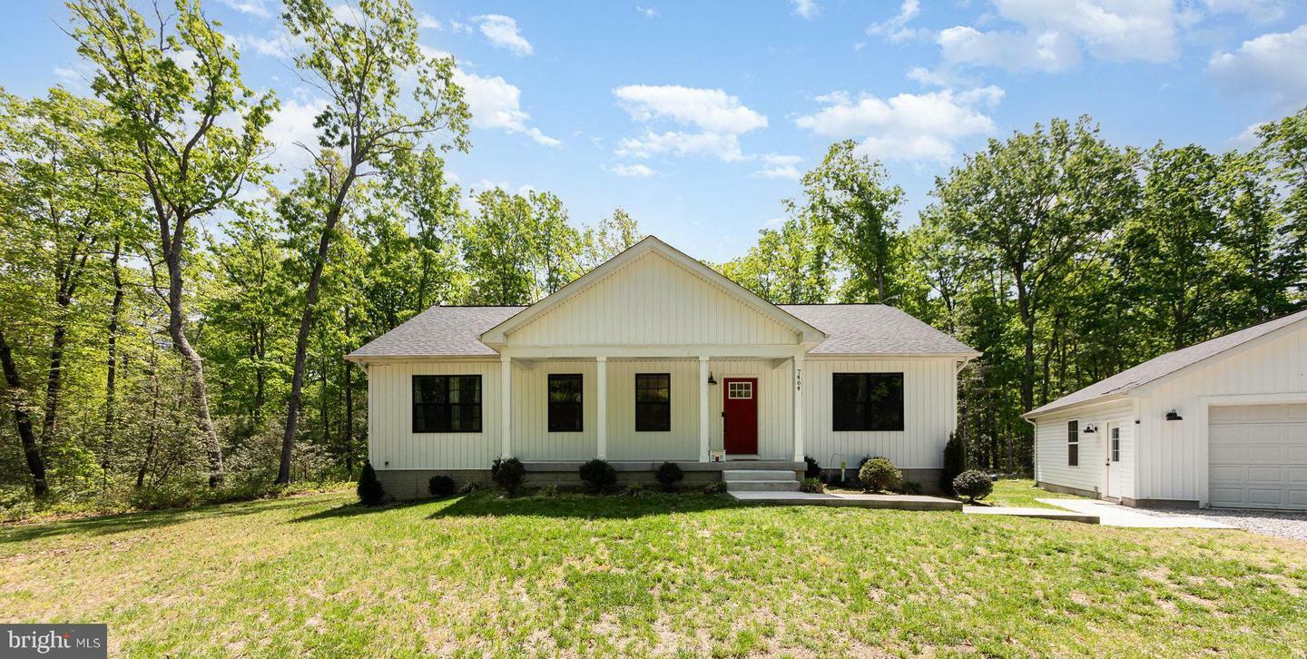 Property Photo: 7464 Cedar Fork Road VA 22546