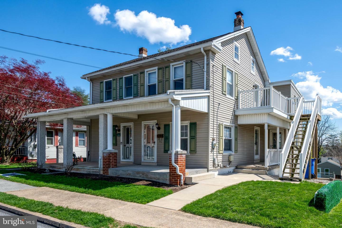 Property Photo: 312 E High Street PA 17057