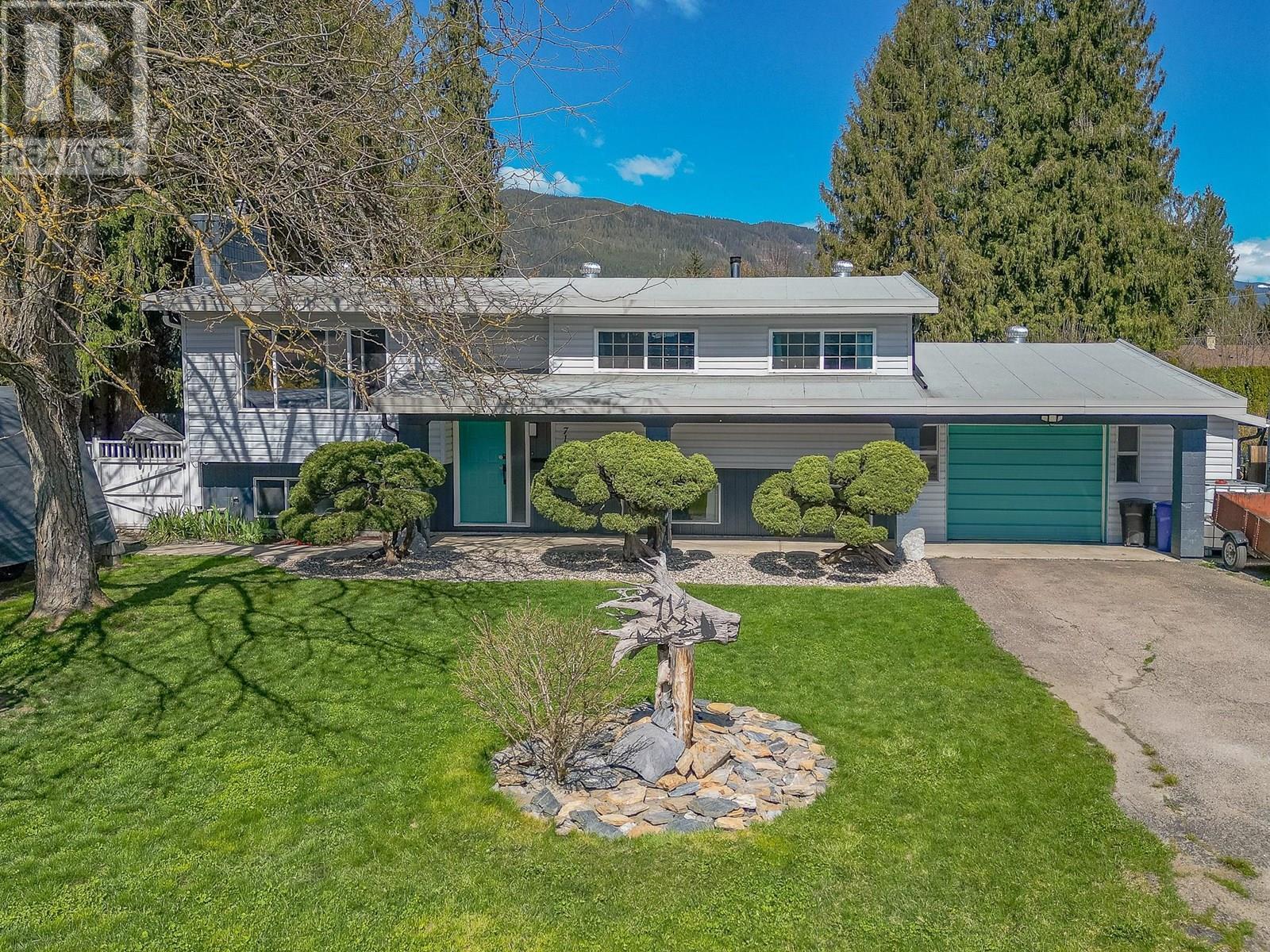 Photo de la propriété: 714 Maple Street BC V0E 2V1