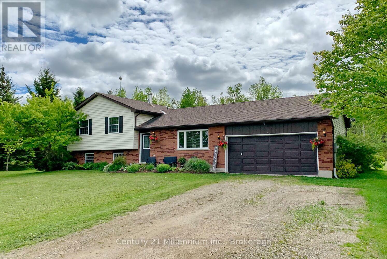 Property Photo: 112258 Grey Road 14 ON N0C 1B0