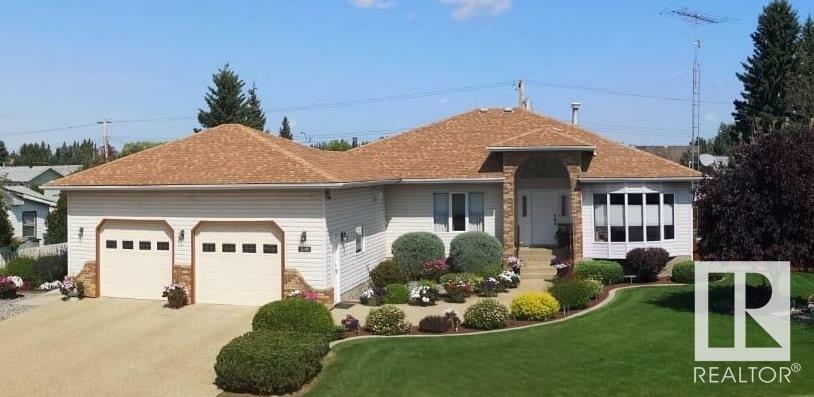 Property Photo: 5116 53 Av AB T0B 3H0