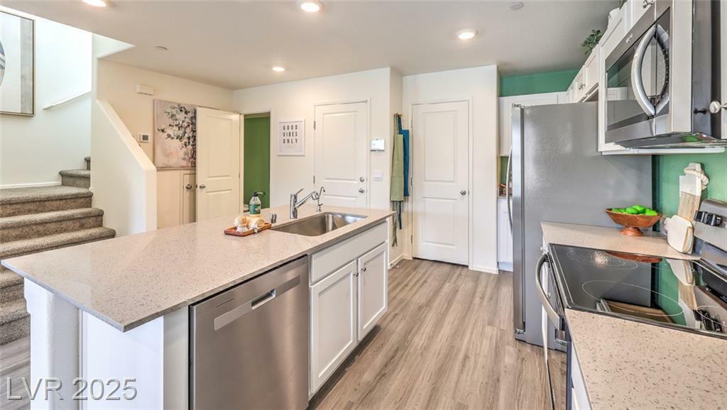 Property Photo: 6956 Lynbridge Street Street 61 NV 89166