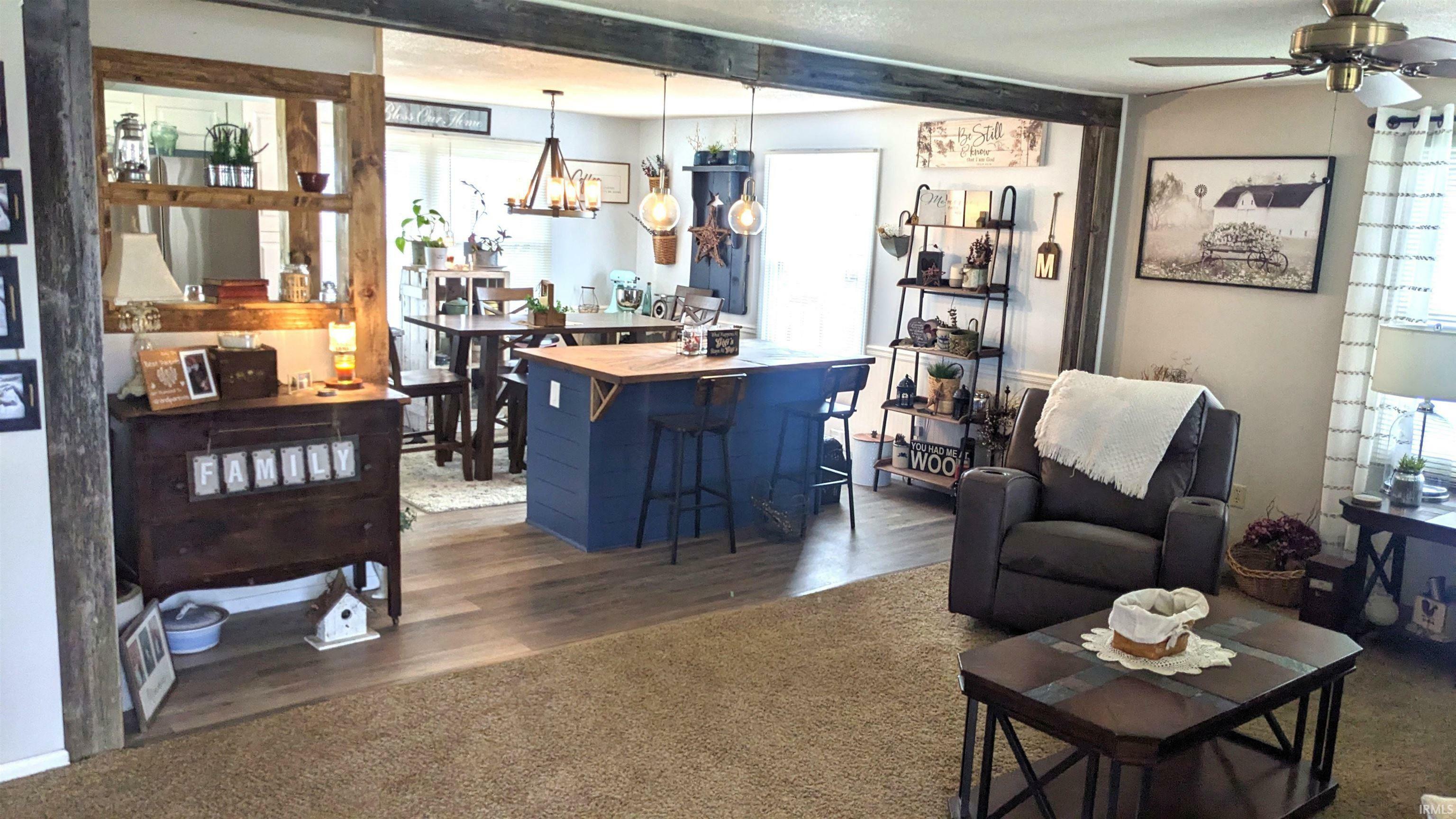 Property Photo: 526 E Horton Street IN 46714