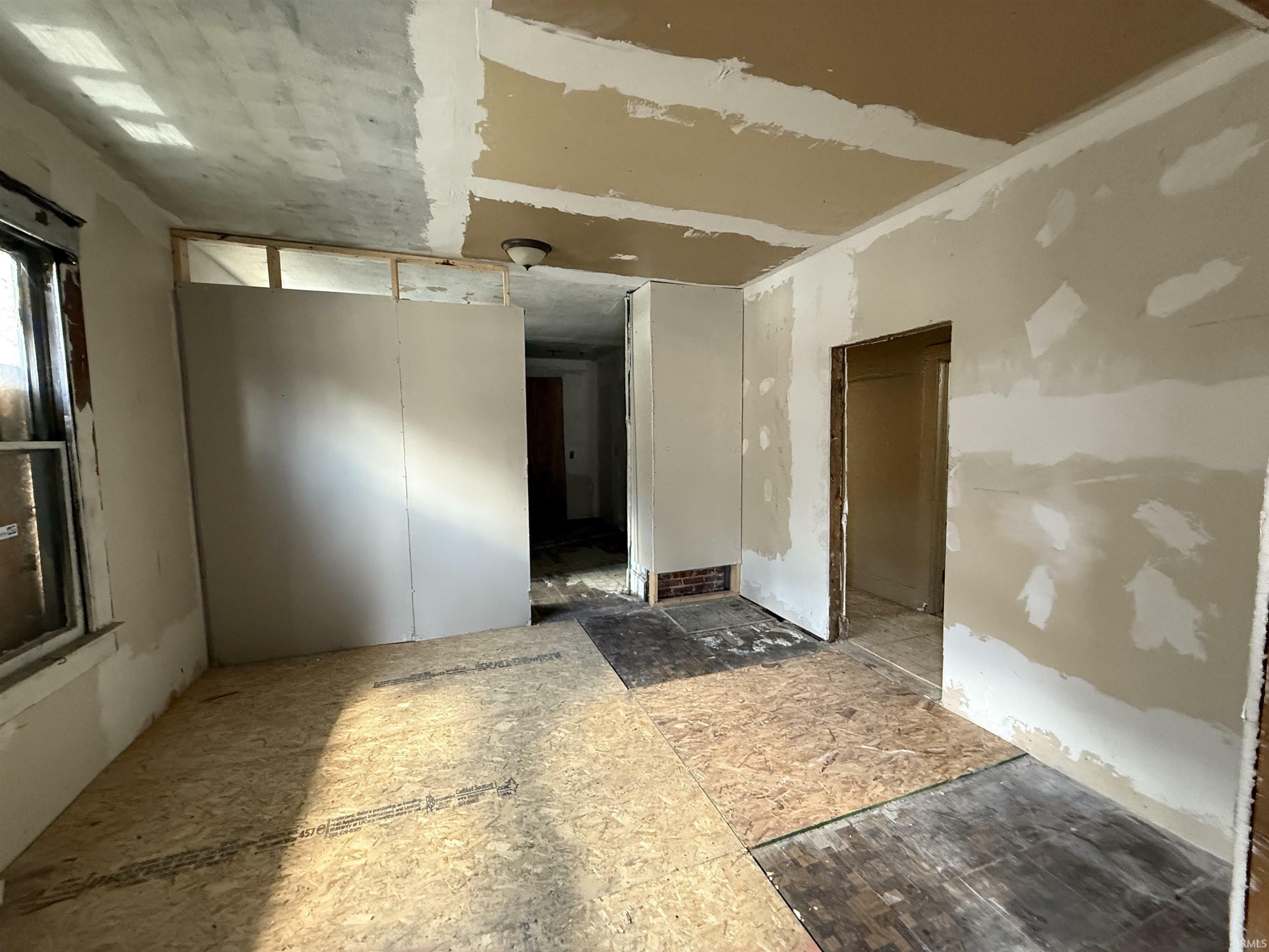 Property Photo: 503 S Grand Avenue IN 47713