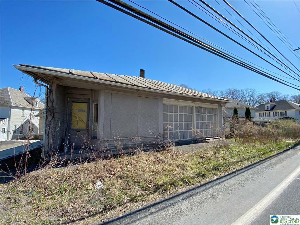 Property Photo:  West Pennsylvania Avenue  PA 18037 