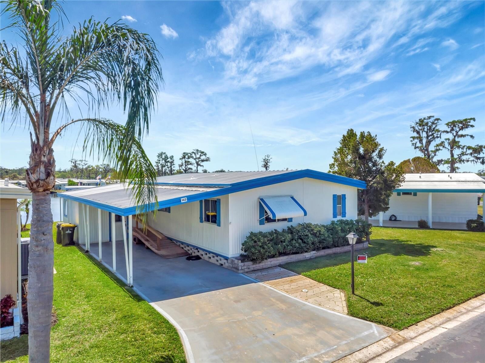 Property Photo: 1401 W Highway 50 143 FL 34711