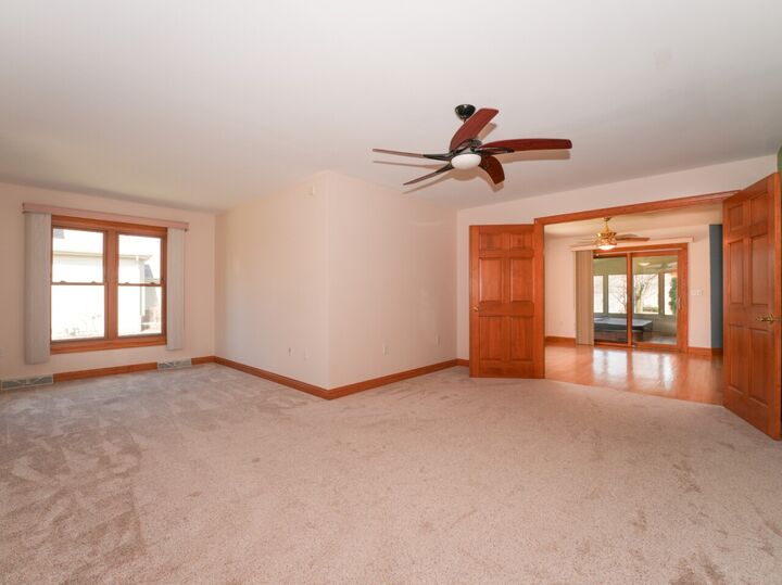 Property Photo: 8800 W Marshfield Ct WI 53132