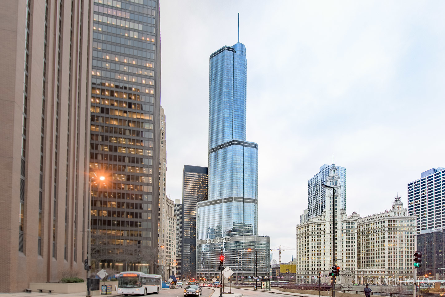 Property Photo: 401 N Wabash Avenue 39G IL 60611