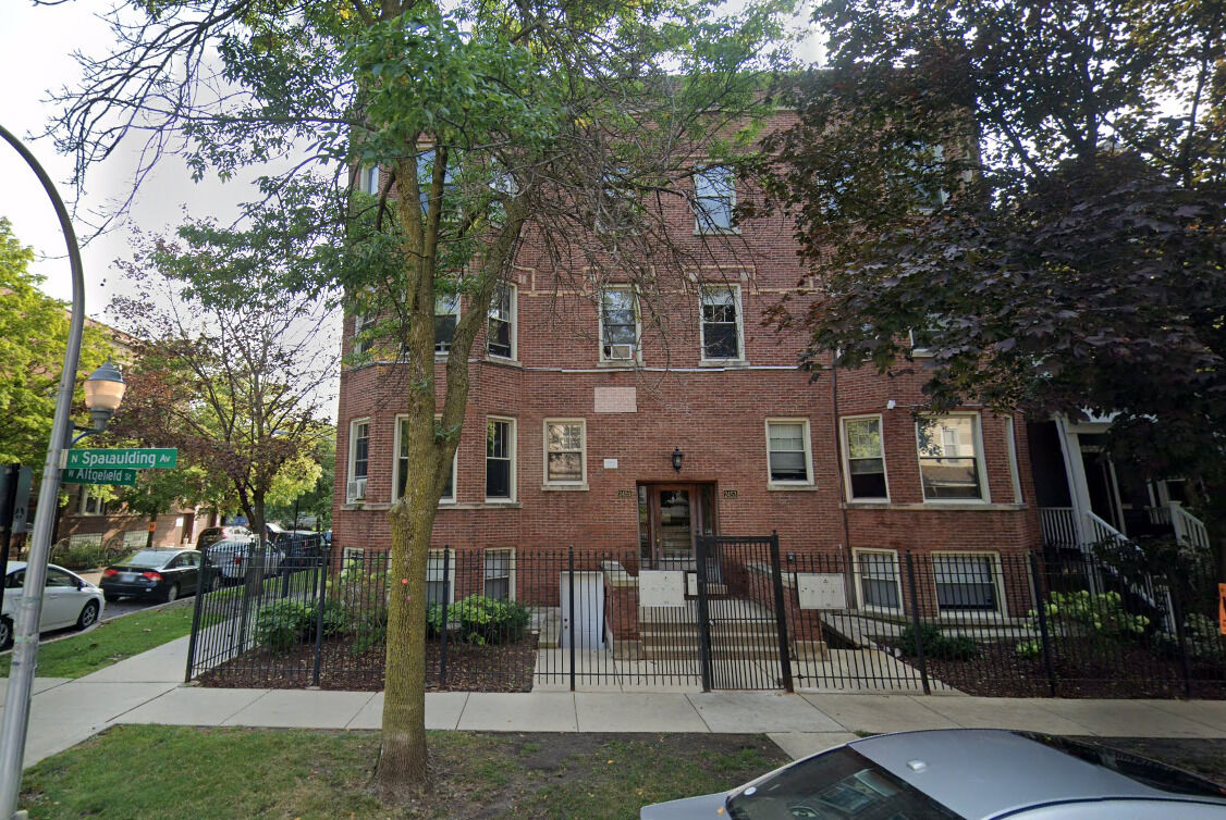Property Photo:  3271 W Altgeld Avenue 2  IL 60647 