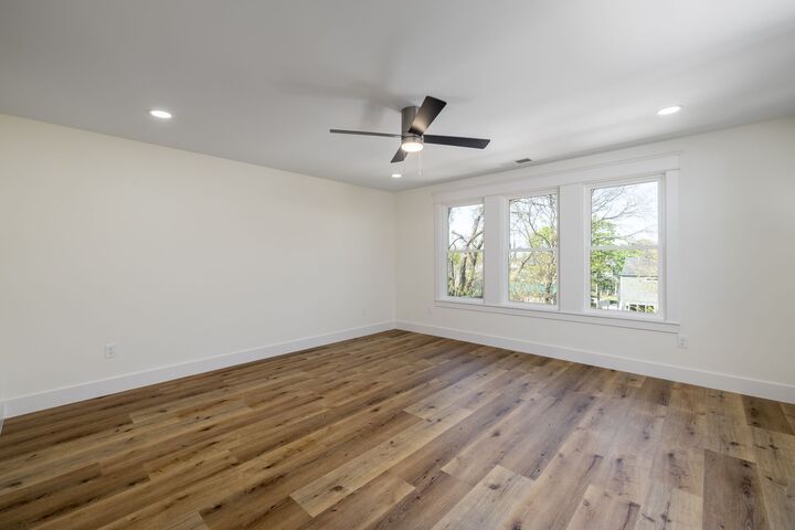 Property Photo:  340A Peachtree St  TN 37210 