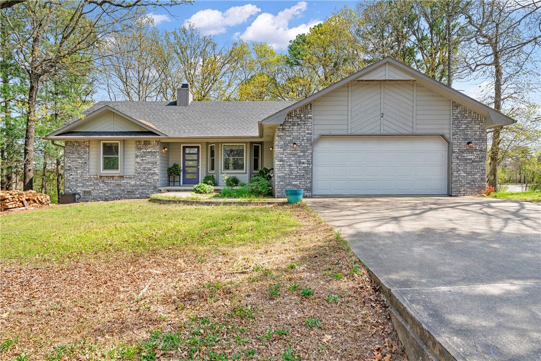 Property Photo:  2 Buckingham Drive  AR 72714 