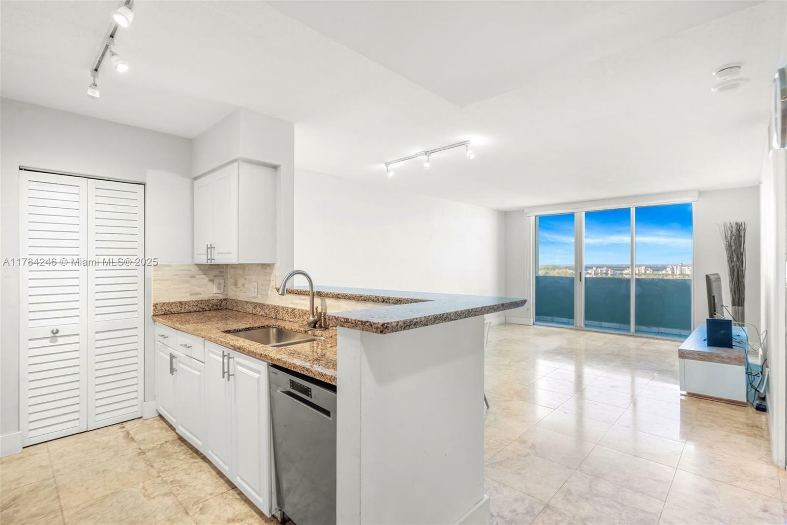 Property Photo: 90 Alton Rd 1706 FL 33139