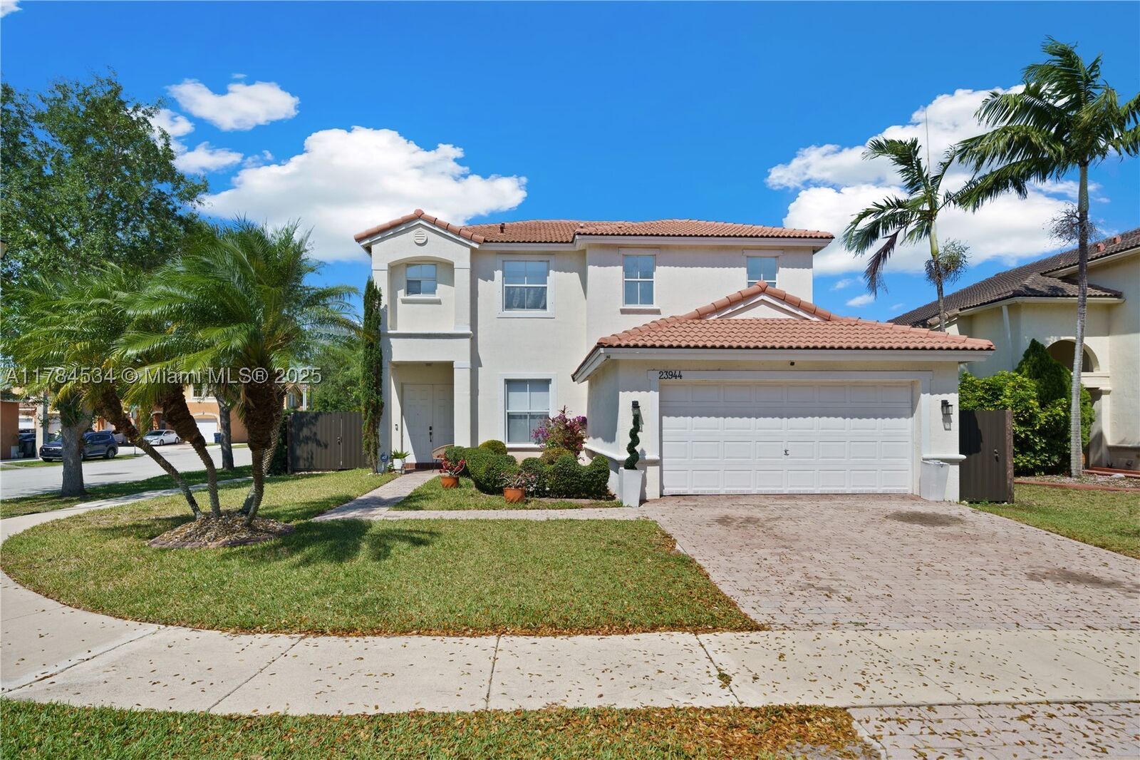 Property Photo:  23944 SW 107th Pl  FL 33032 