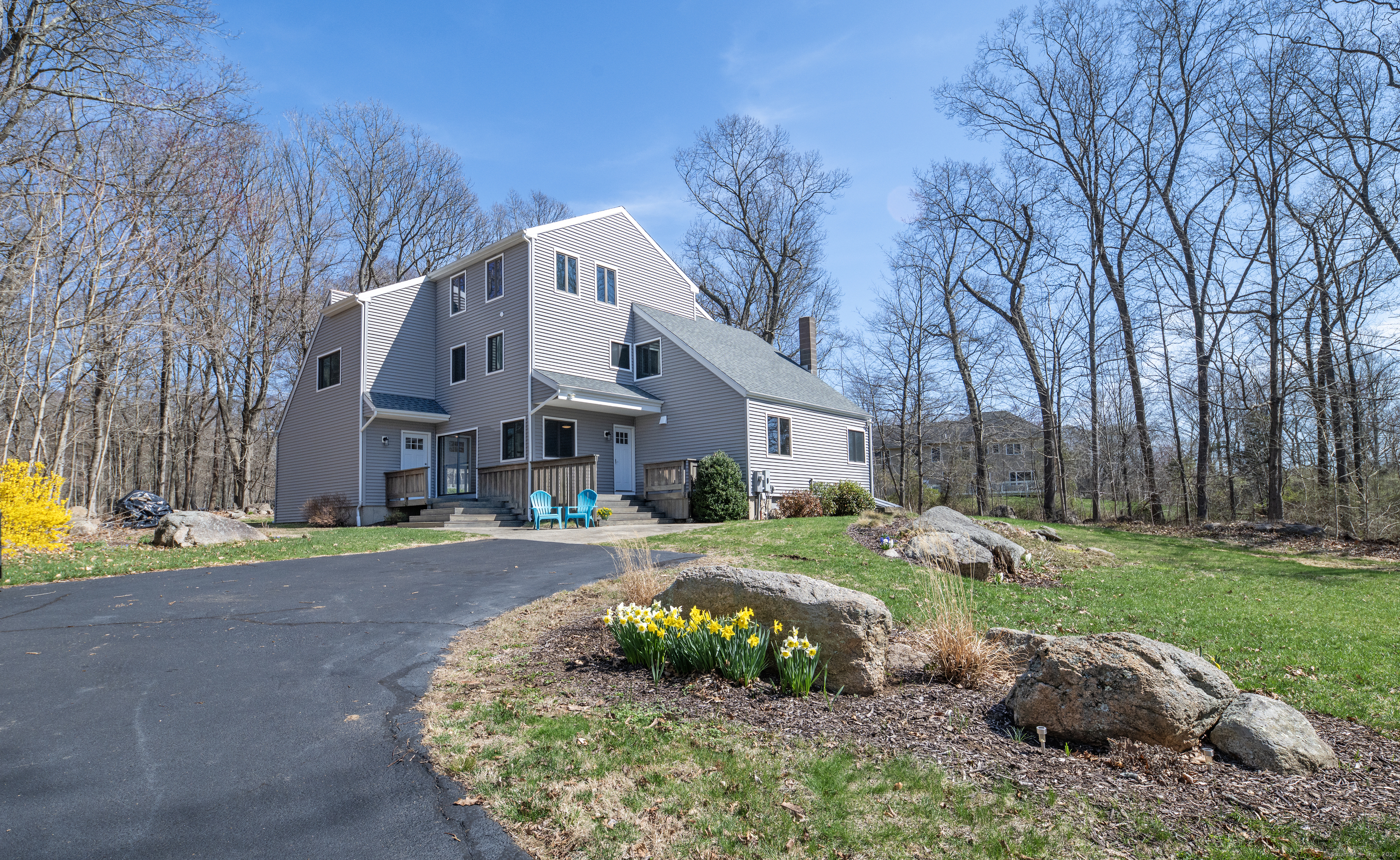 Property Photo:  170 Barker Hill Drive  CT 06437 