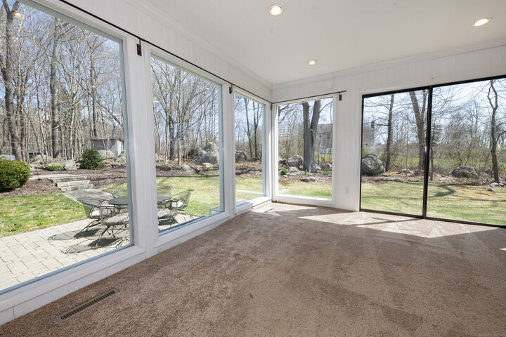 Property Photo:  170 Barker Hill Drive  CT 06437 