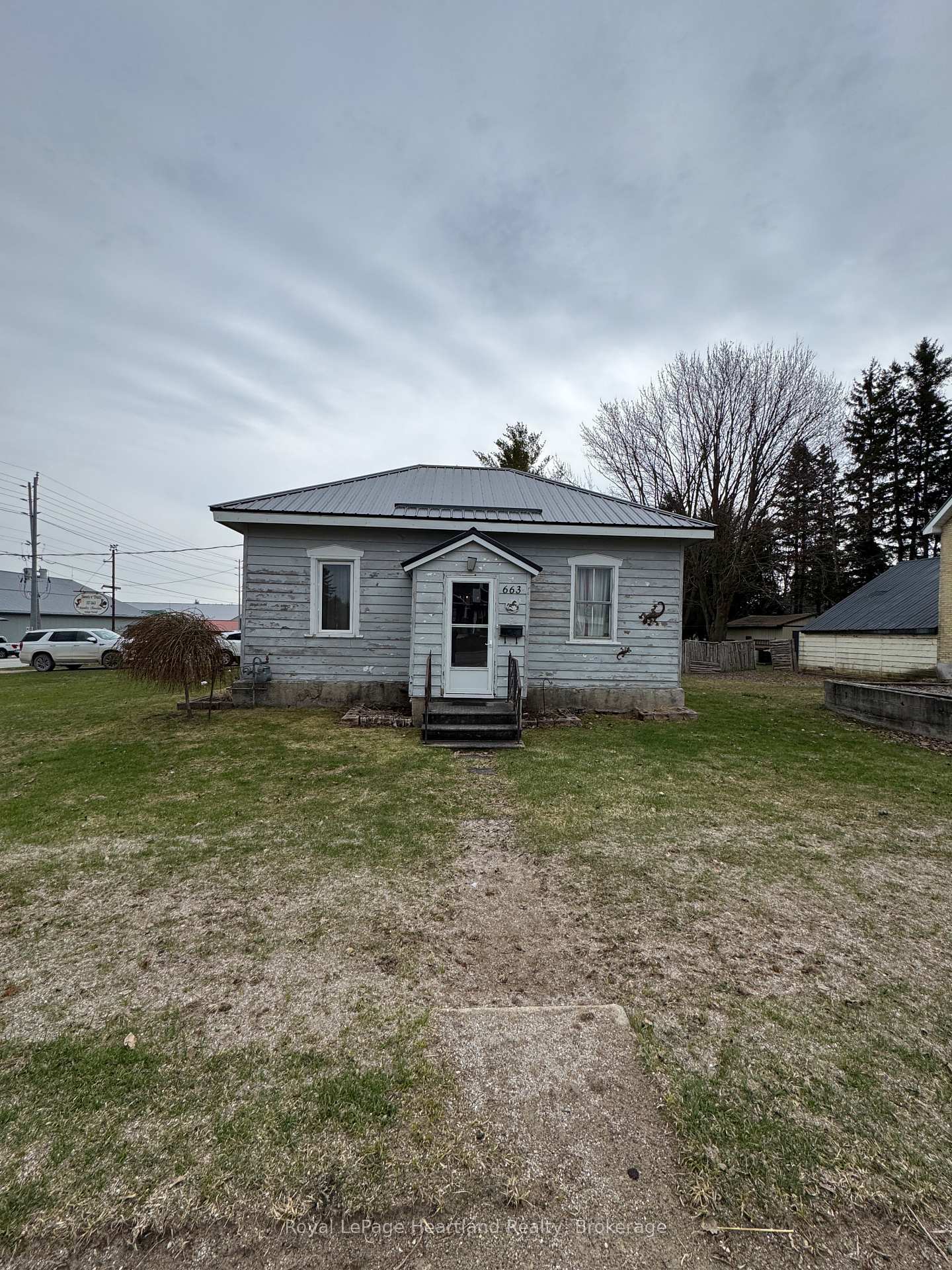 663 Josephine Street  North Huron ON N0G 2W0 photo