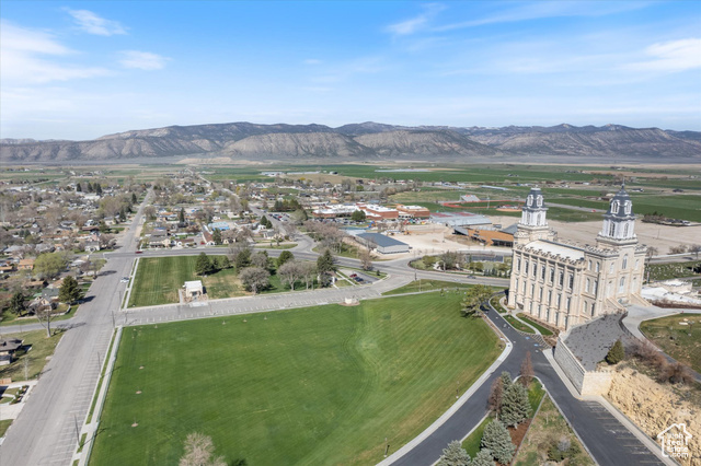 Property Photo: 44 E 400 N UT 84642