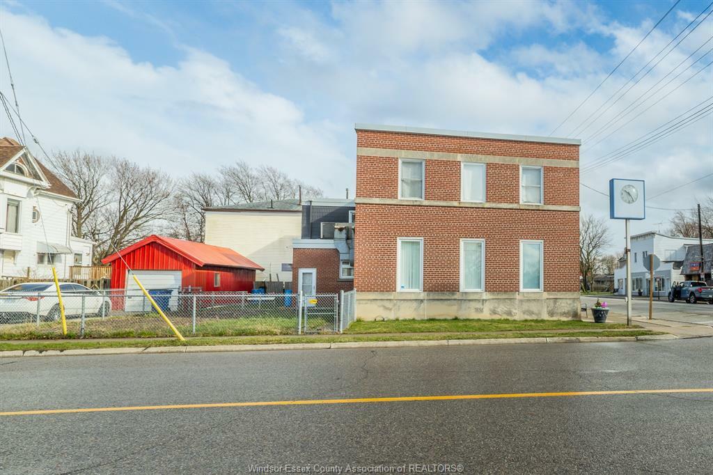 Property Photo: 2 Erie Street South ON N0P 1W0