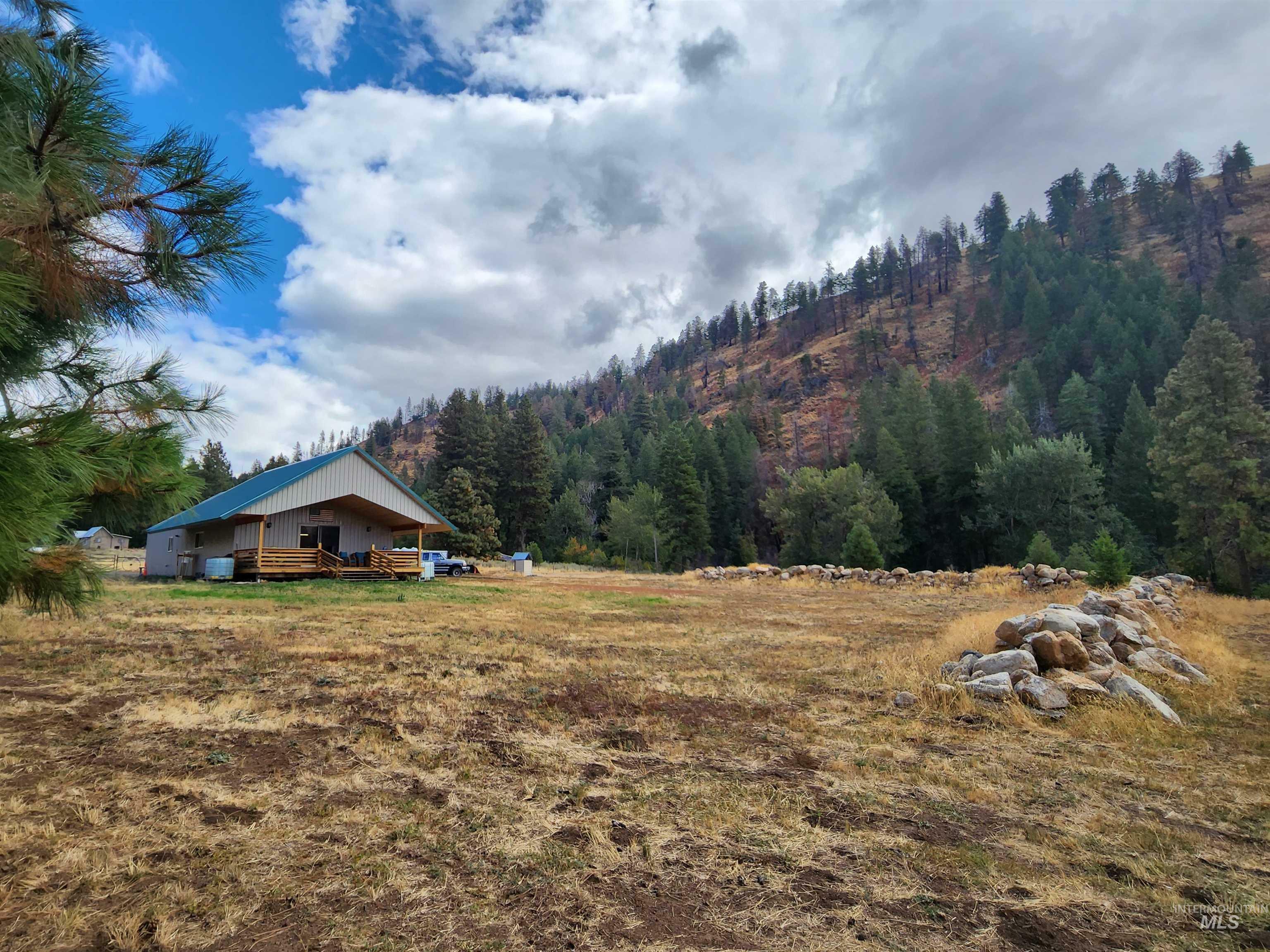 Property Photo: 2267 Private Rd 1 ID 83610