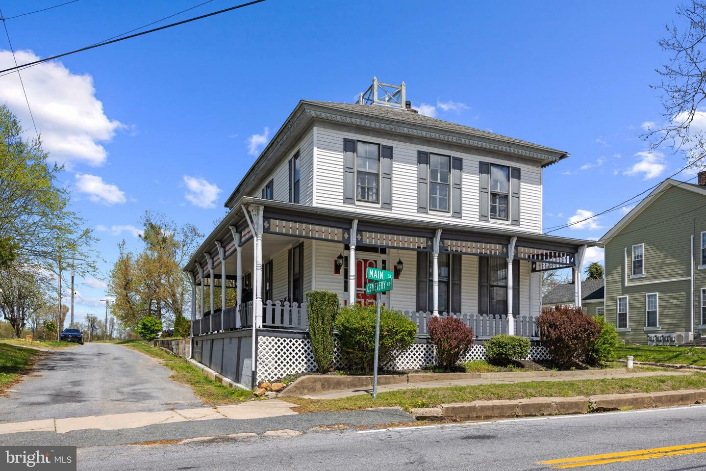 Property Photo: 21968 Main Street MD 21641