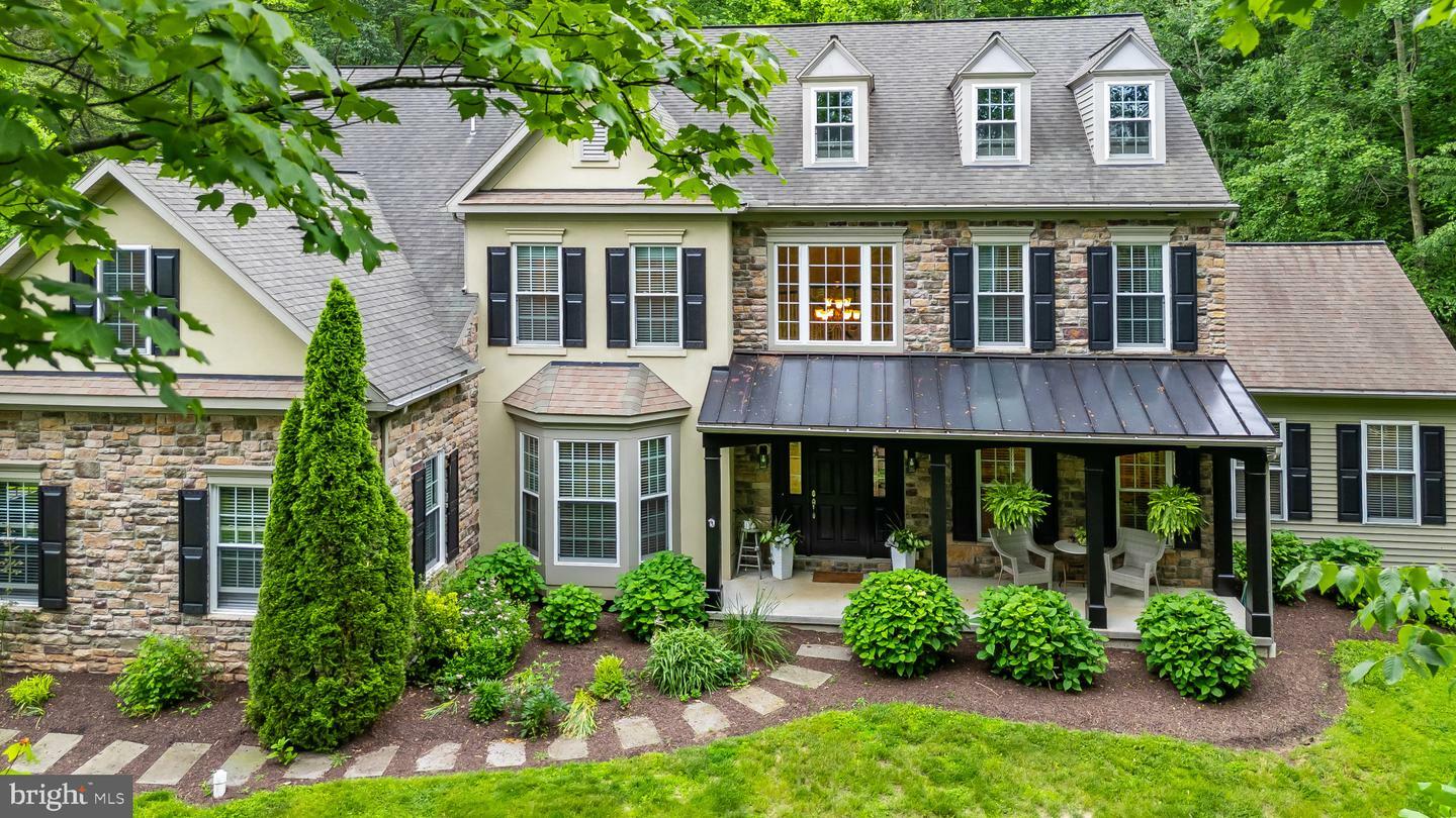Property Photo: 41 Hillview Road PA 19543