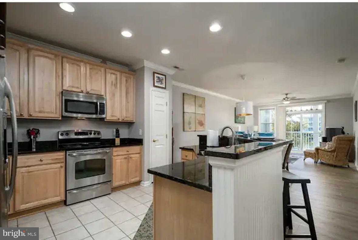 Property Photo: 6 Sunset Island Drive 2D MD 21842