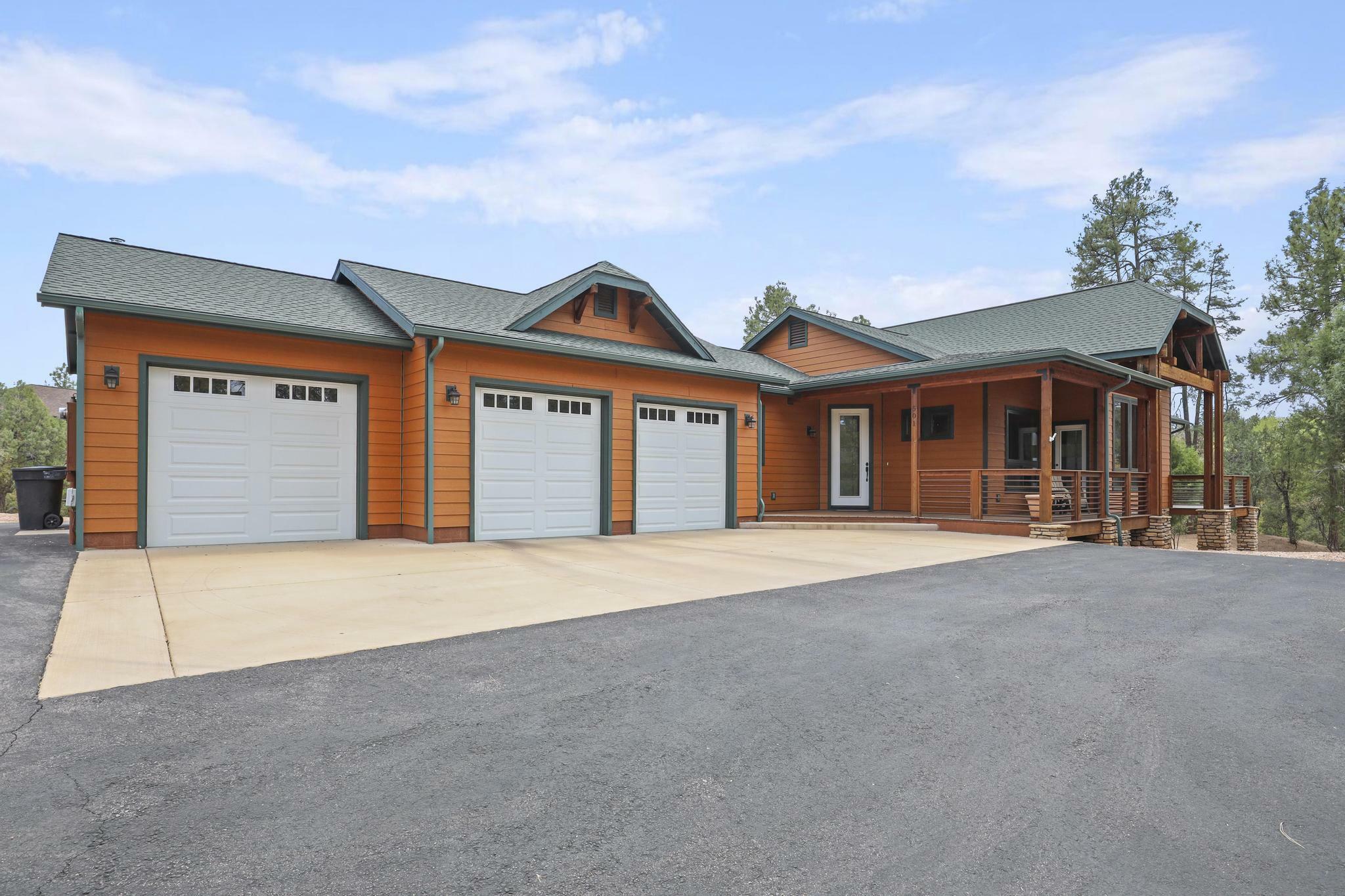 Property Photo:  501 N Chaparral Pines Drive  AZ 85541 