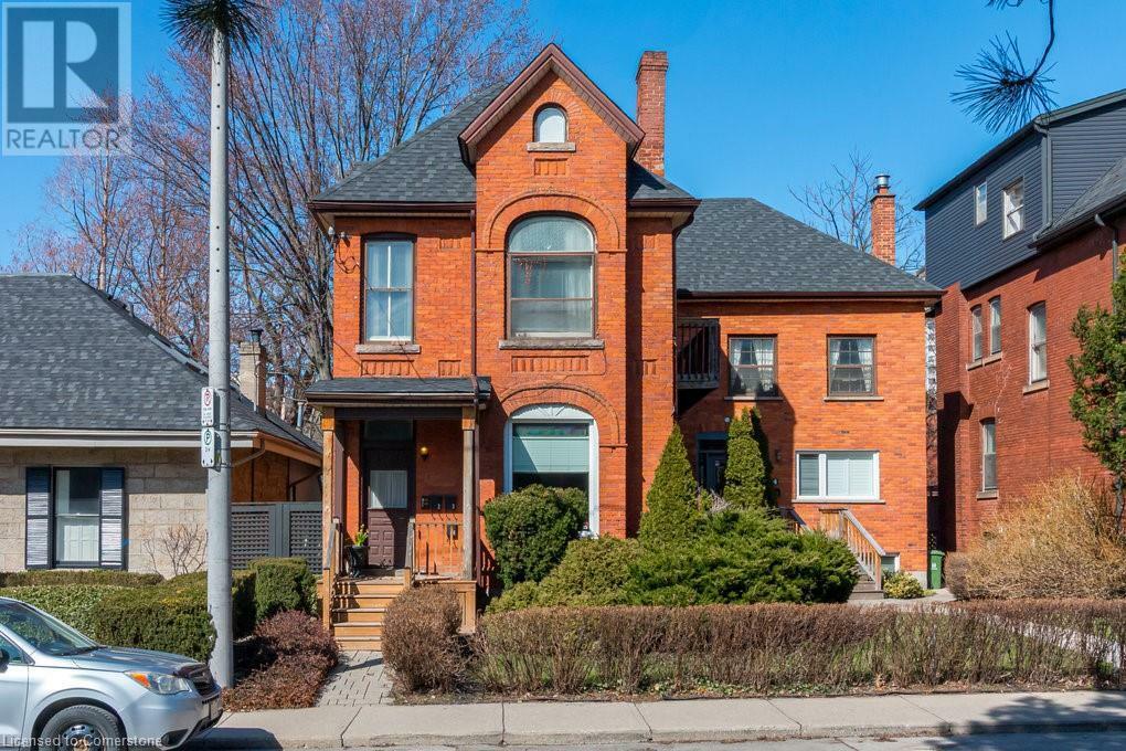 Property Photo: 164 Robinson Street 2 ON L8P 1Z5