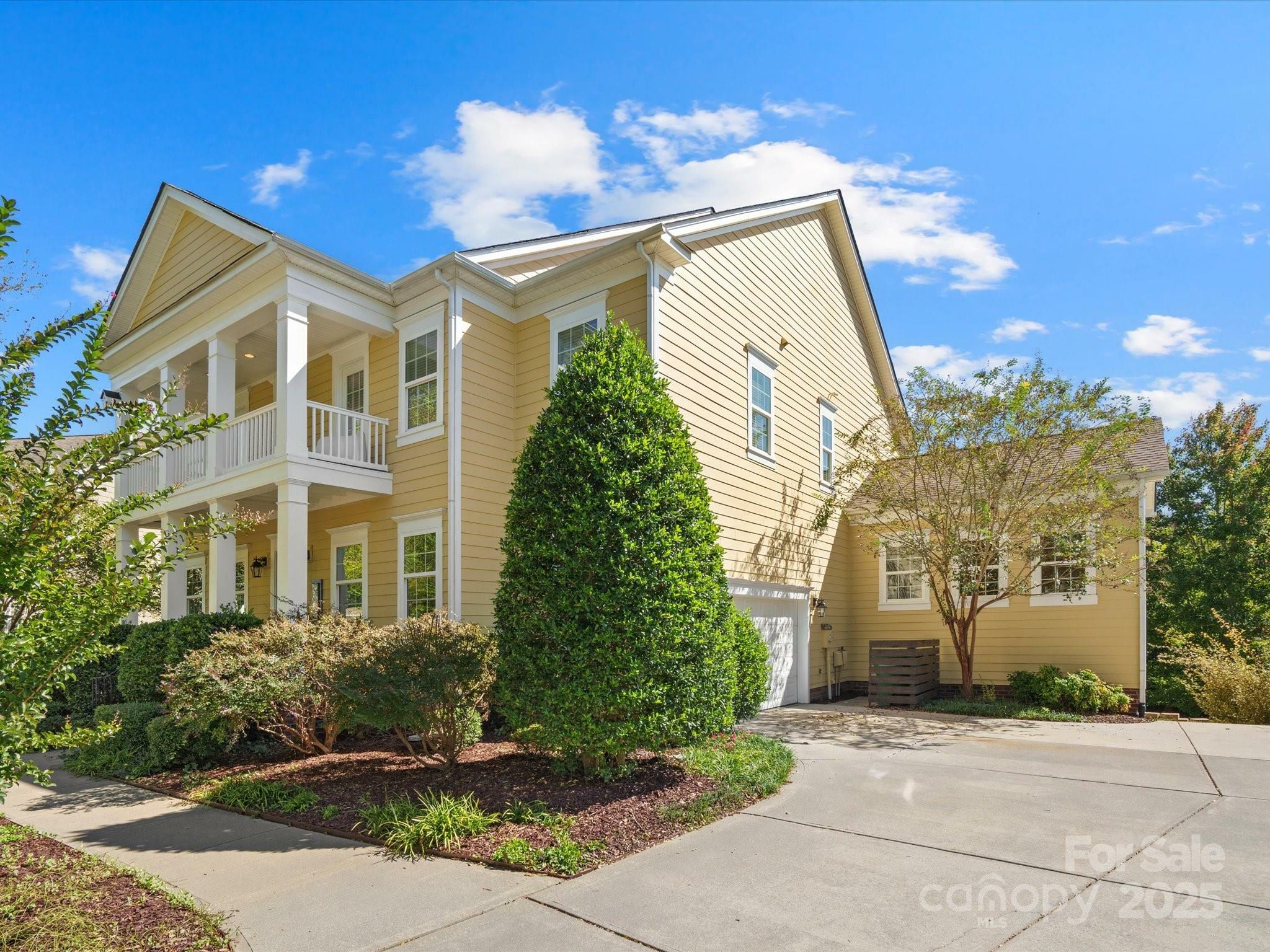 Property Photo: 2009 Waterbury Lane NC 28173