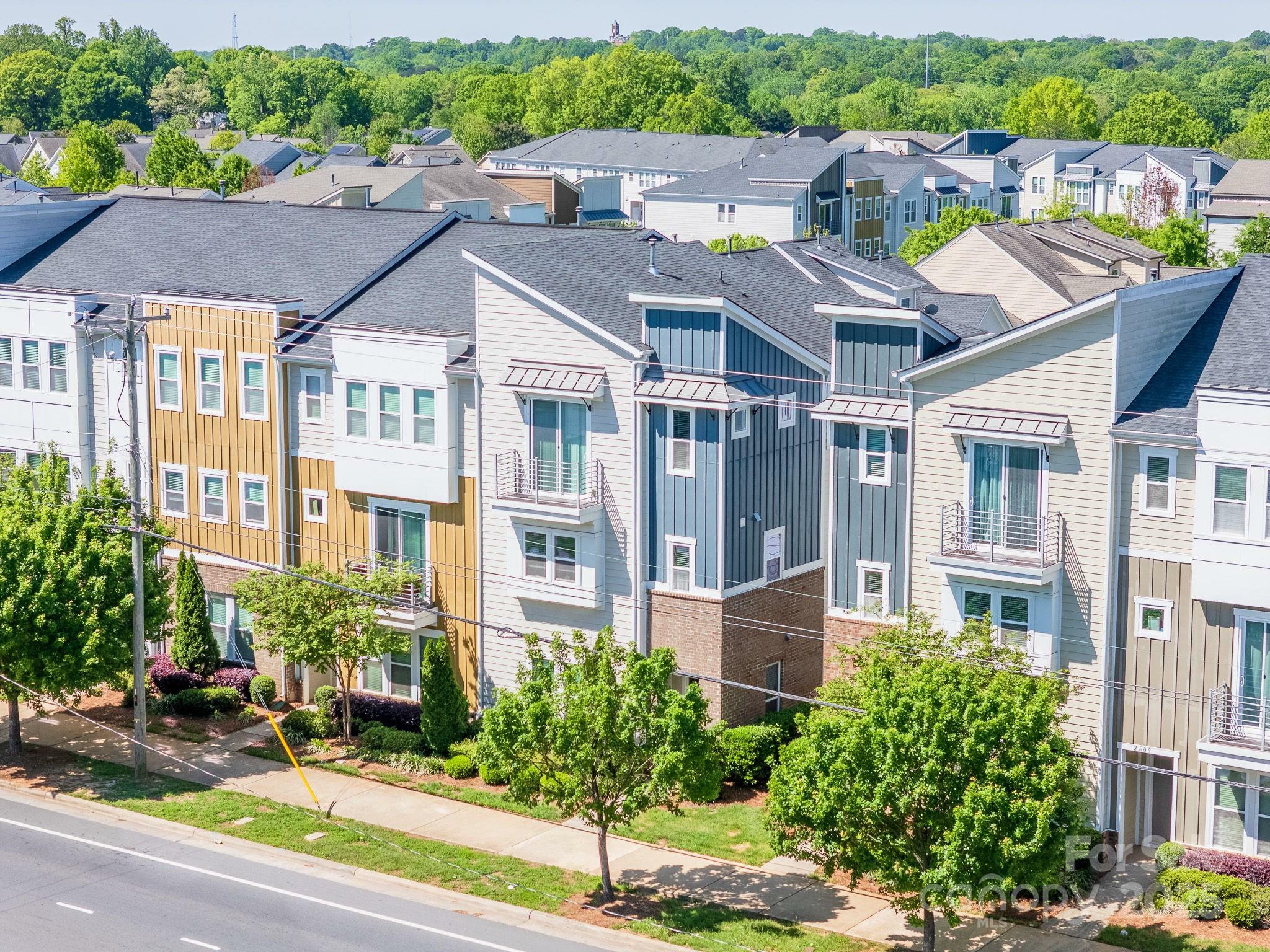 Property Photo: 2551 Statesville Avenue NC 28206