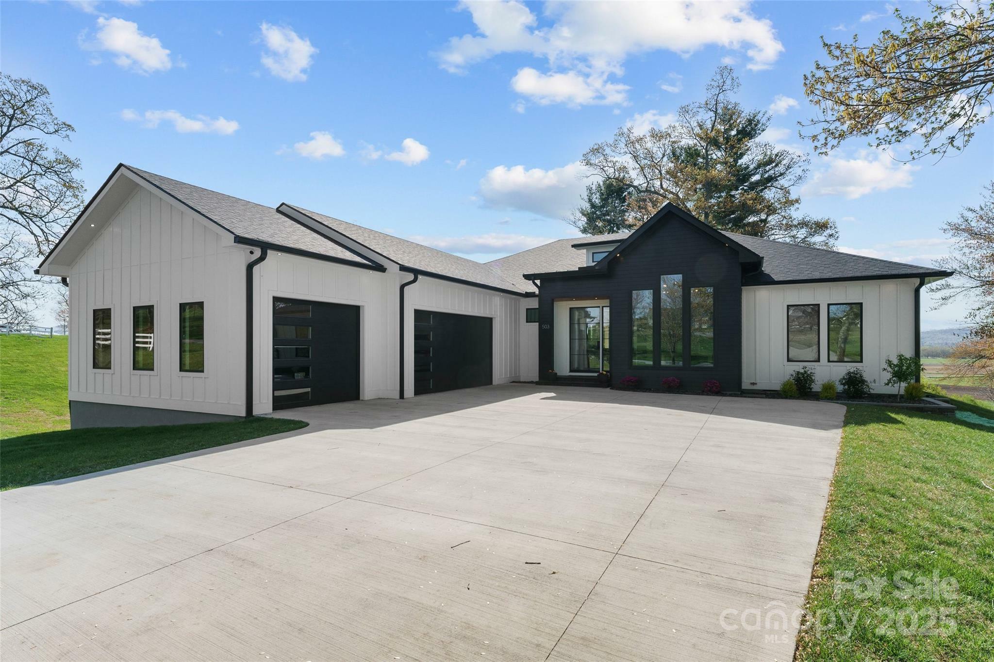 Property Photo: 503 Nesbitt Drive NC 28759