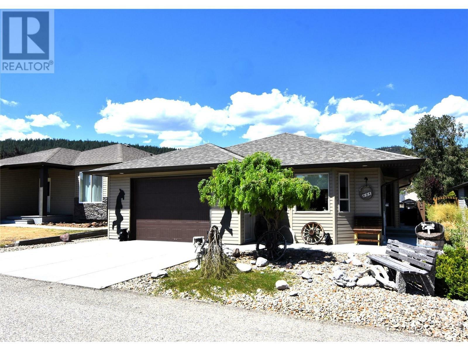 Property Photo: 494 Kingfisher Avenue BC V1H 2A1