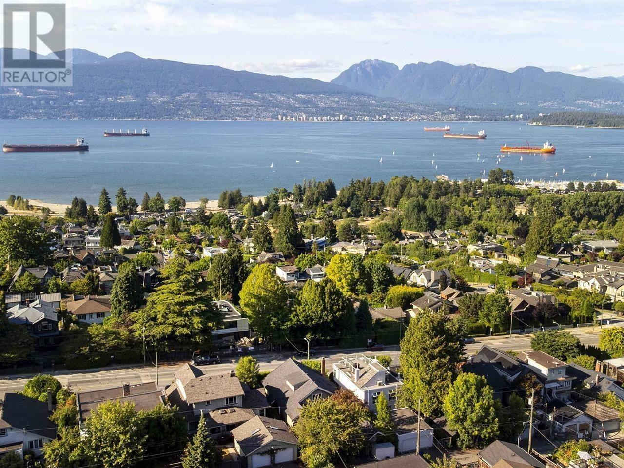 Property Photo: 4333 Locarno Crescent BC V6R 1G2