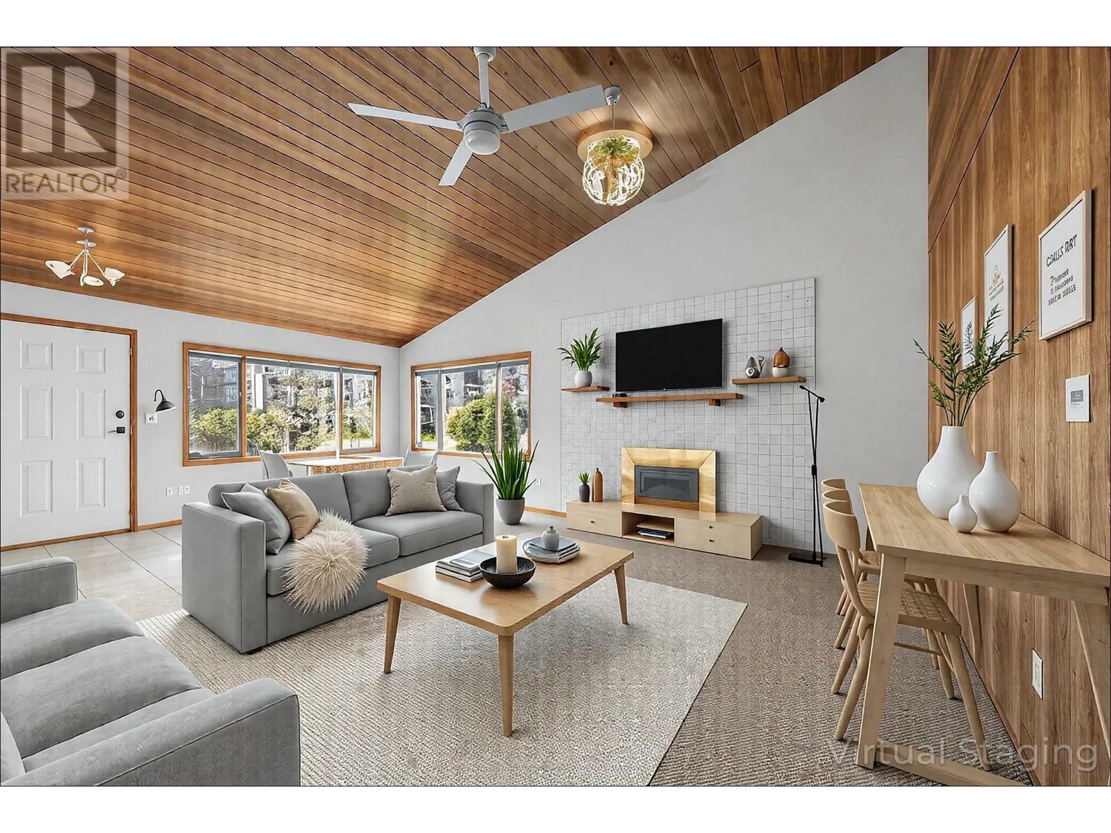 Property Photo: 806 Battle Street BC V2C 2M8