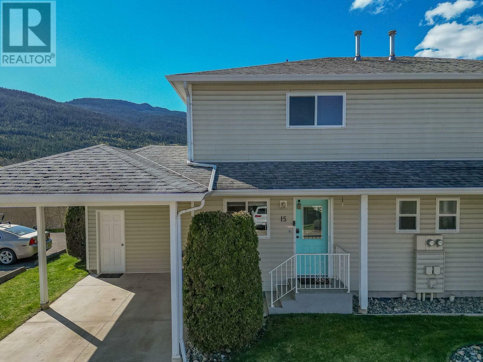 Property Photo: 600 10 Street Southwest 15 BC V1E 1J7