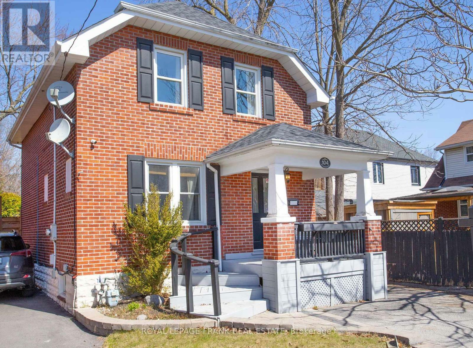 Property Photo: 104 McLaughlin Boulevard ON L1G 2P3