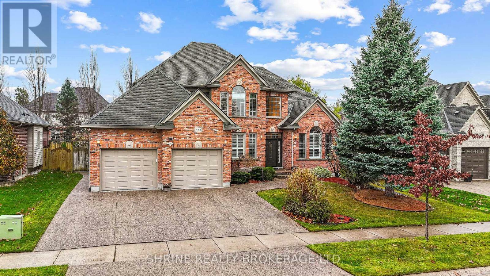 Property Photo: 333 Rivertrace Close ON N6G 5J8